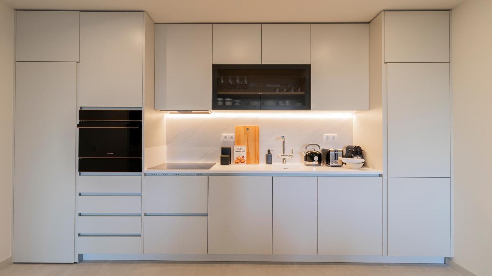 Stunning Flat In The Center Of Gaia By Lovelystay Вила-Нова-ди-Гая Экстерьер фото