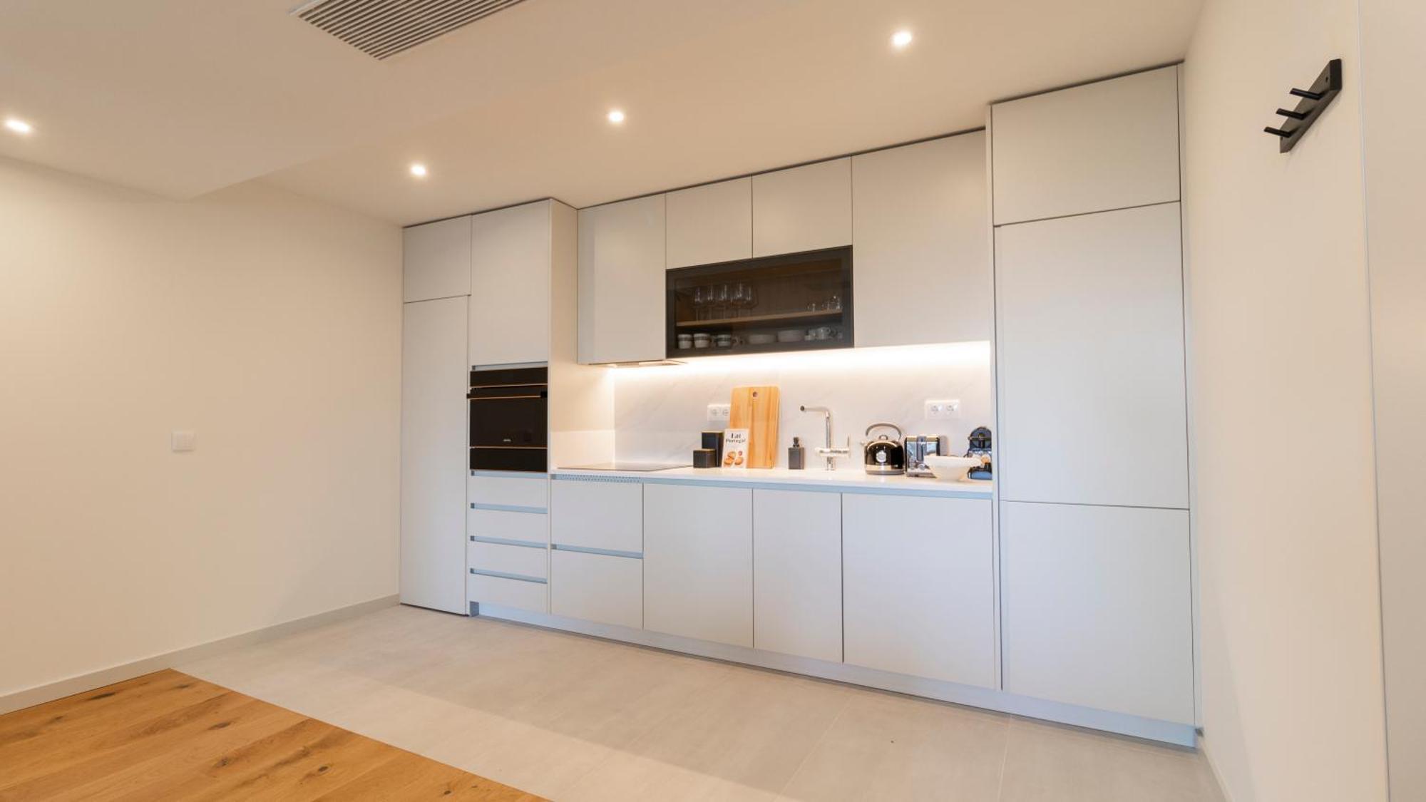 Stunning Flat In The Center Of Gaia By Lovelystay Вила-Нова-ди-Гая Экстерьер фото