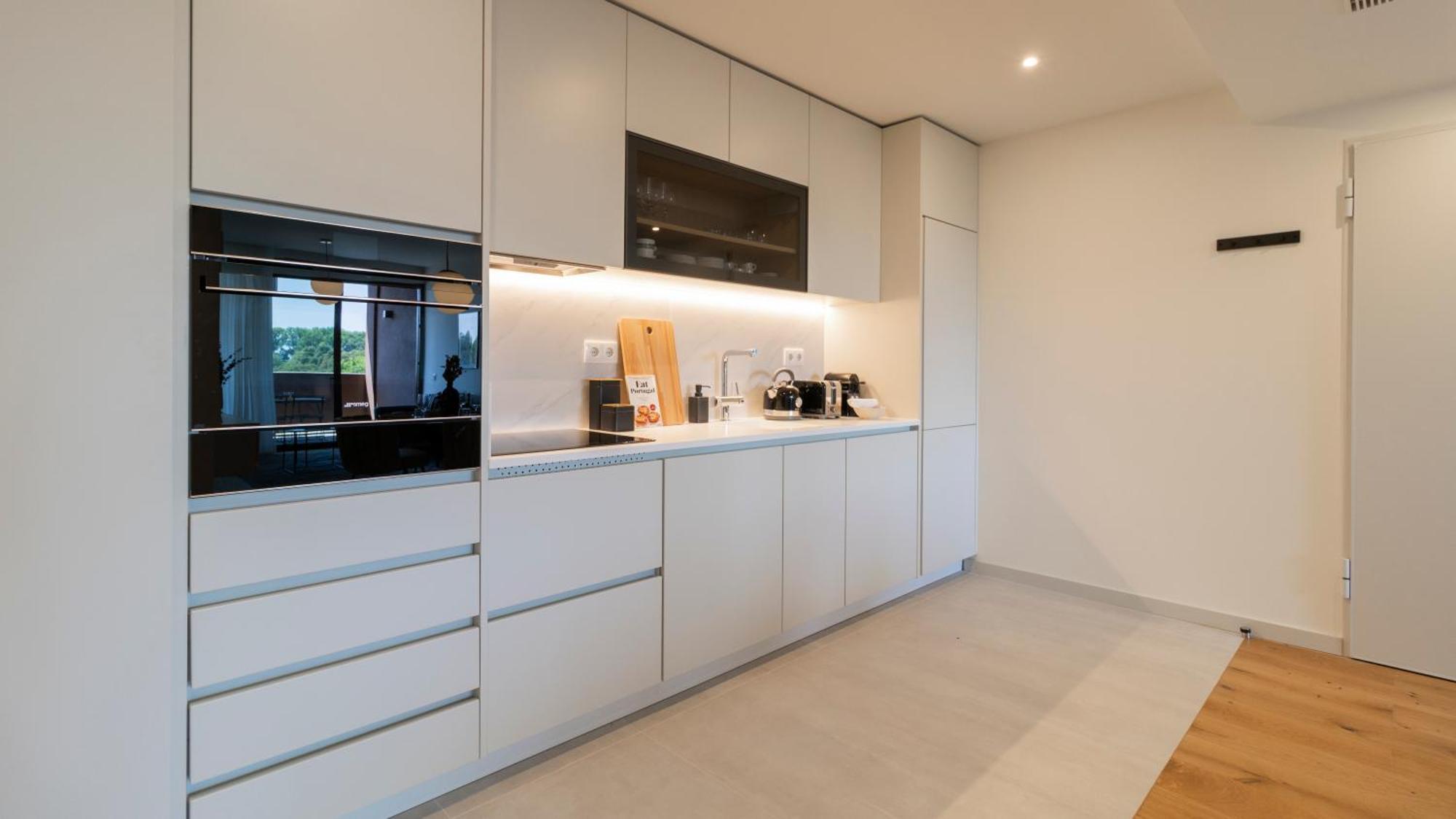 Stunning Flat In The Center Of Gaia By Lovelystay Вила-Нова-ди-Гая Экстерьер фото